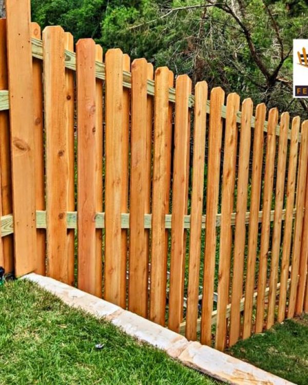 choosing-best-fence-materials-replacement-2