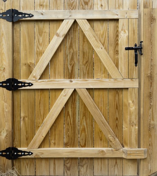 wood-gate-2